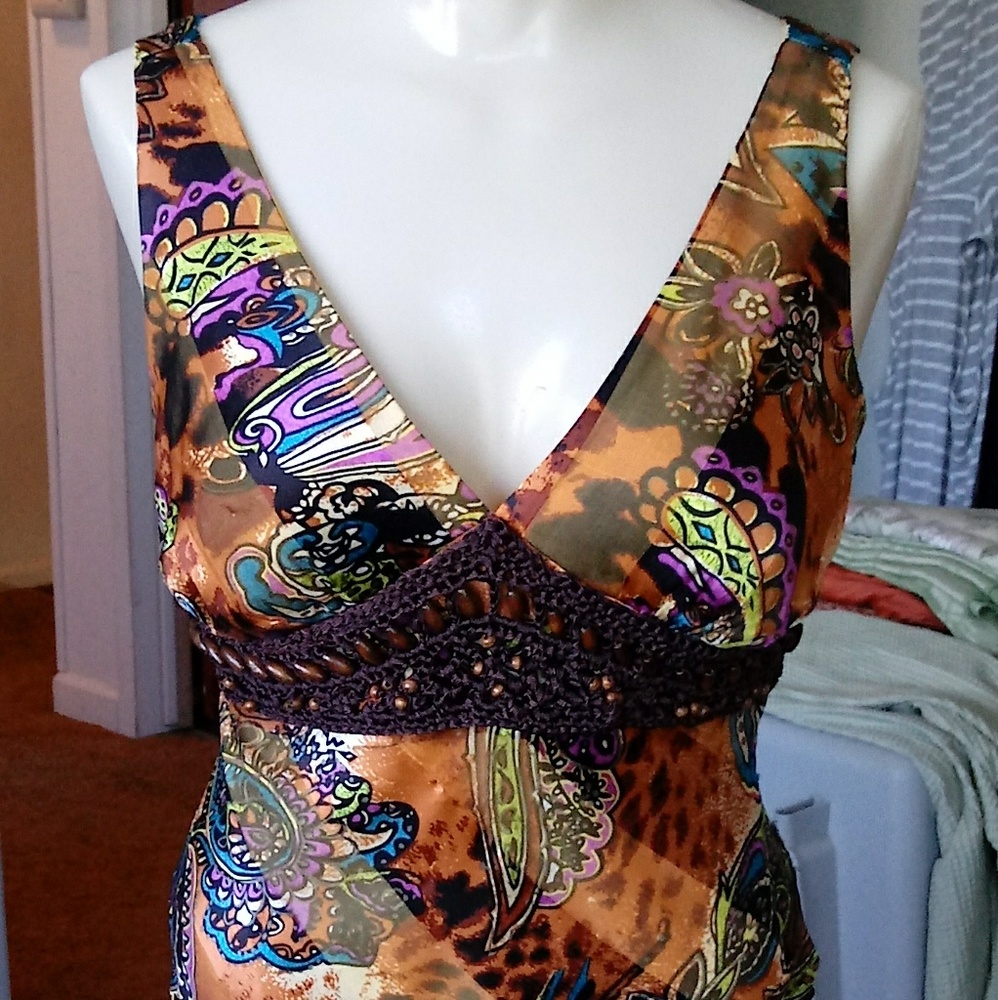Double v-neck fringed tank
